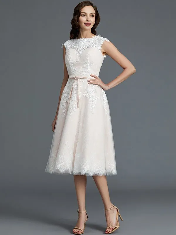 A-Line/Princess Sleeveless Bateau Knee-Length Tulle Wedding Dresses